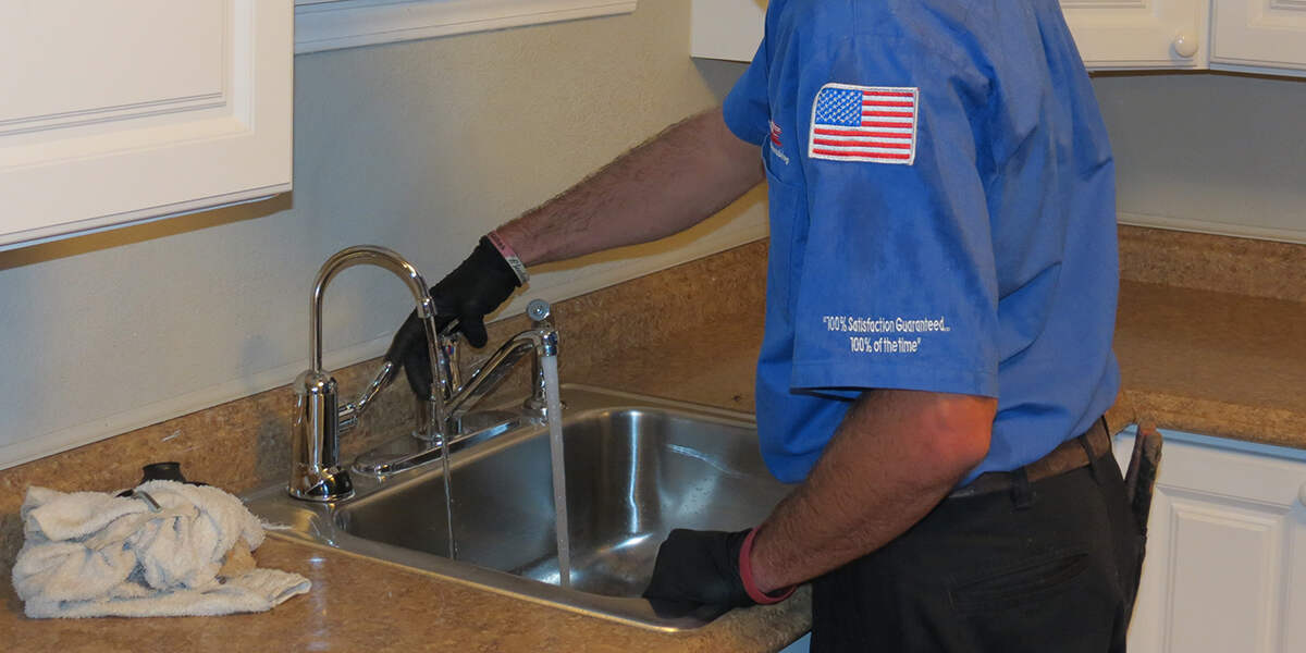 how much does it cost to plumb a house